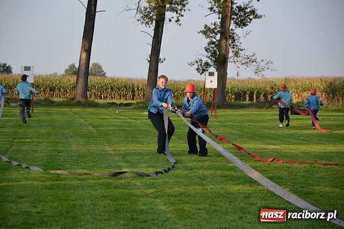 Zdjęcie w galerii na portalu naszraciborz.pl: Druhowie z Rudyszwałdu świętowali 90-lecie  wiadomości z regionu