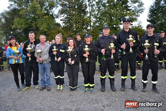 Zdjęcie w galerii na portalu naszraciborz.pl: Druhowie z Rudyszwałdu świętowali 90-lecie  wiadomości z regionu