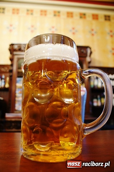 Zdjęcie w galerii na portalu naszraciborz.pl: Początek jesieni w bawarskim stylu w restauracji Pałac Większyce! wiadomości z regionu