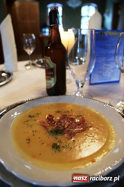 Zdjęcie w galerii na portalu naszraciborz.pl: Początek jesieni w bawarskim stylu w restauracji Pałac Większyce! wiadomości z regionu