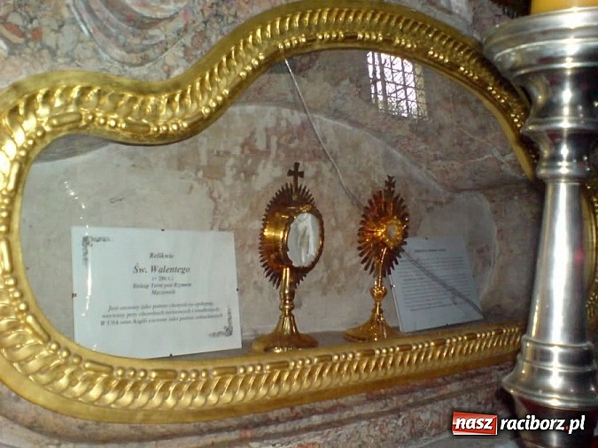 Zdjęcie w galerii na portalu naszraciborz.pl: Policja poszukuje skradzionych relikwii z bazyliki w Rudach wiadomości z regionu