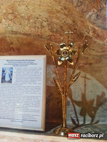 Zdjęcie w galerii na portalu naszraciborz.pl: Policja poszukuje skradzionych relikwii z bazyliki w Rudach wiadomości z regionu