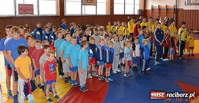 Zdjęcie w galerii na portalu naszraciborz.pl: Zapasy na wesoło. Młodzicy Unii z medalami wiadomości z regionu