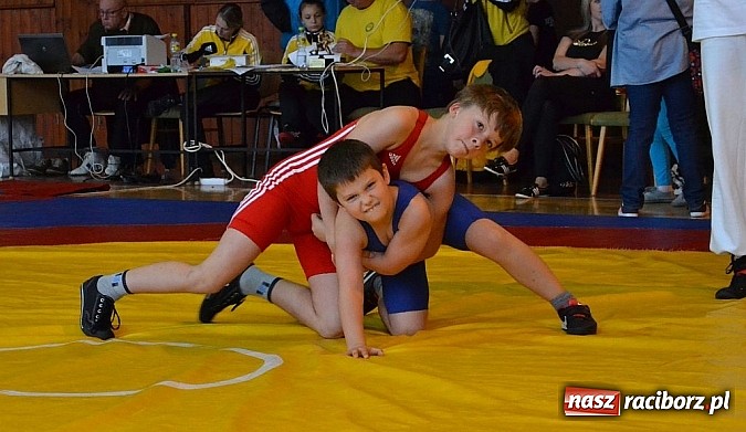 Zdjęcie w galerii na portalu naszraciborz.pl: Zapasy na wesoło. Młodzicy Unii z medalami wiadomości z regionu