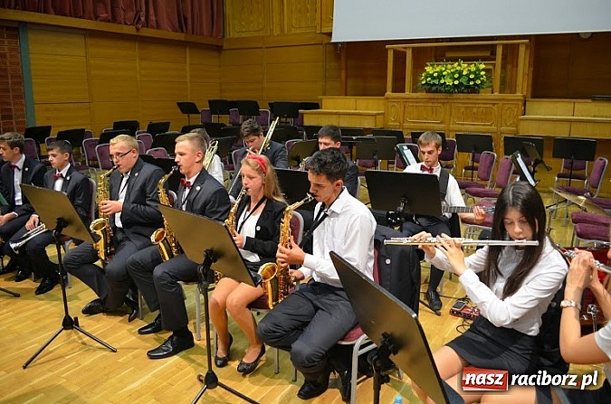 Zdjęcie w galerii na portalu naszraciborz.pl: Orkiestra RCK zagrała dla węgierskiej publiczności  wiadomości z regionu