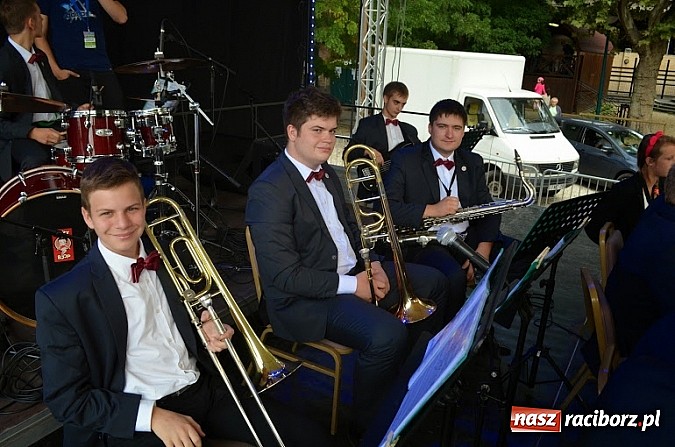 Zdjęcie w galerii na portalu naszraciborz.pl: Orkiestra RCK zagrała dla węgierskiej publiczności  wiadomości z regionu