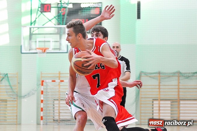 Zdjęcie w galerii na portalu naszraciborz.pl: Udana inauguracja sezonu. Juniorzy RKK pokonali Rybnik wiadomości z regionu