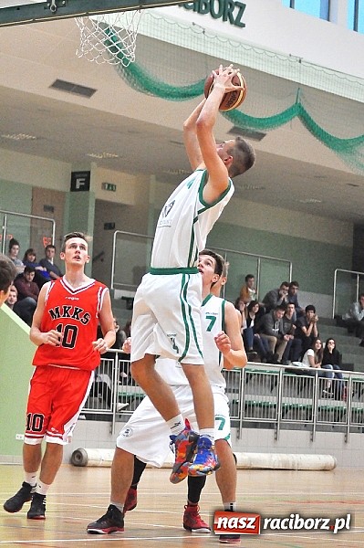 Zdjęcie w galerii na portalu naszraciborz.pl: Udana inauguracja sezonu. Juniorzy RKK pokonali Rybnik wiadomości z regionu