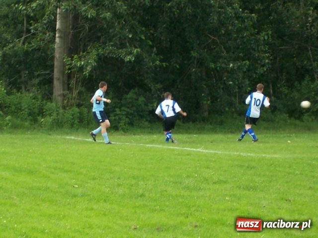 Zdjęcie w galerii na portalu naszraciborz.pl: Mecze dla kibiców, odznaki dla zasłużonych wiadomości z regionu