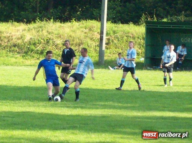 Zdjęcie w galerii na portalu naszraciborz.pl: Mecze dla kibiców, odznaki dla zasłużonych wiadomości z regionu