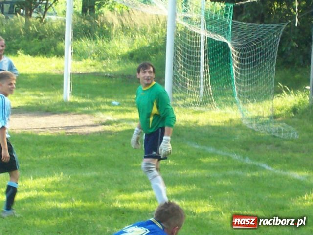 Zdjęcie w galerii na portalu naszraciborz.pl: Mecze dla kibiców, odznaki dla zasłużonych wiadomości z regionu