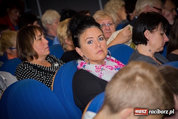 Zdjęcie w galerii na portalu naszraciborz.pl: Down_us w Domu Kultury Strzecha wiadomości z regionu