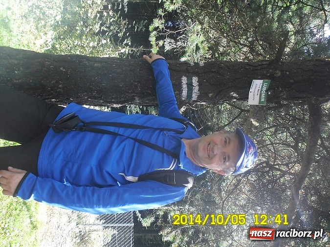 Zdjęcie w galerii na portalu naszraciborz.pl: Wędrówka na najwyższy szczyt Beskidu Makowskiego wiadomości z regionu