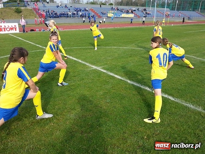 Zdjęcie w galerii na portalu naszraciborz.pl: Piłkarki z Pawłowa ponownie w finale krajowym Orlika  wiadomości z regionu