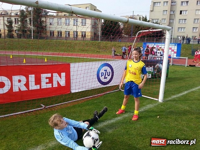 Zdjęcie w galerii na portalu naszraciborz.pl: Piłkarki z Pawłowa ponownie w finale krajowym Orlika  wiadomości z regionu