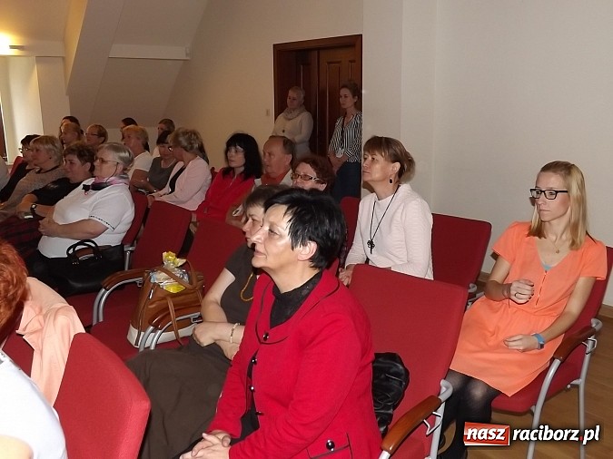 Zdjęcie w galerii na portalu naszraciborz.pl: Medyk w Raciborzu ma już 50 lat!  wiadomości z regionu