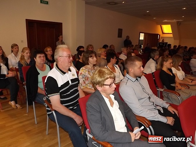Zdjęcie w galerii na portalu naszraciborz.pl: Medyk w Raciborzu ma już 50 lat!  wiadomości z regionu