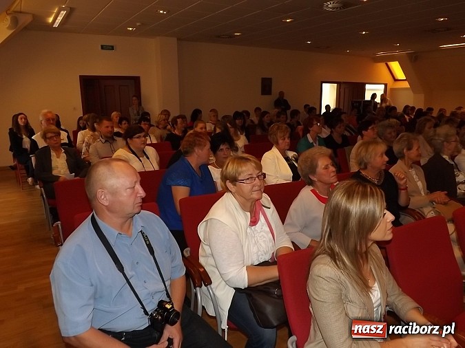 Zdjęcie w galerii na portalu naszraciborz.pl: Medyk w Raciborzu ma już 50 lat!  wiadomości z regionu
