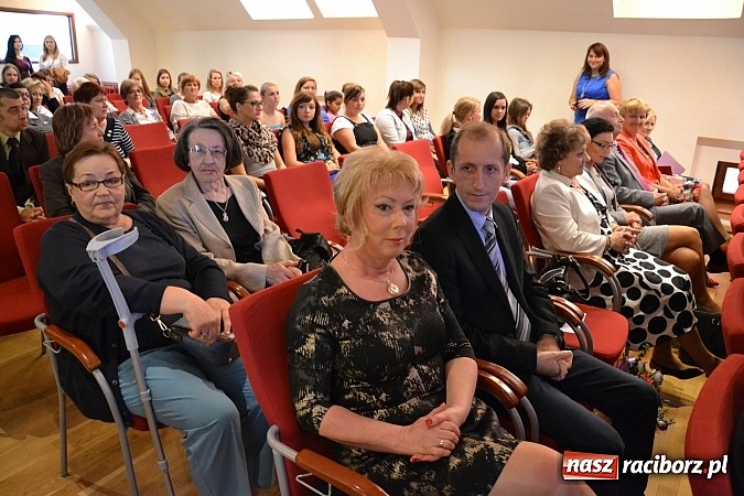Zdjęcie w galerii na portalu naszraciborz.pl: Medyk w Raciborzu ma już 50 lat!  wiadomości z regionu