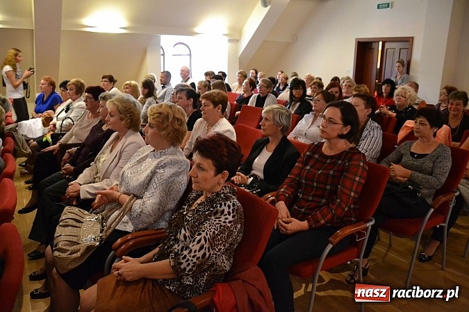 Zdjęcie w galerii na portalu naszraciborz.pl: Medyk w Raciborzu ma już 50 lat!  wiadomości z regionu