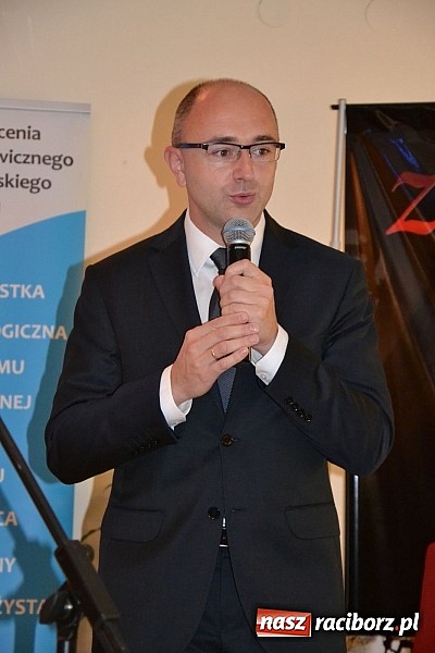 Zdjęcie w galerii na portalu naszraciborz.pl: Medyk w Raciborzu ma już 50 lat!  wiadomości z regionu