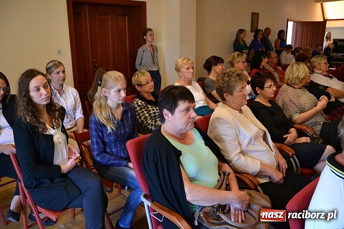 Zdjęcie w galerii na portalu naszraciborz.pl: Medyk w Raciborzu ma już 50 lat!  wiadomości z regionu