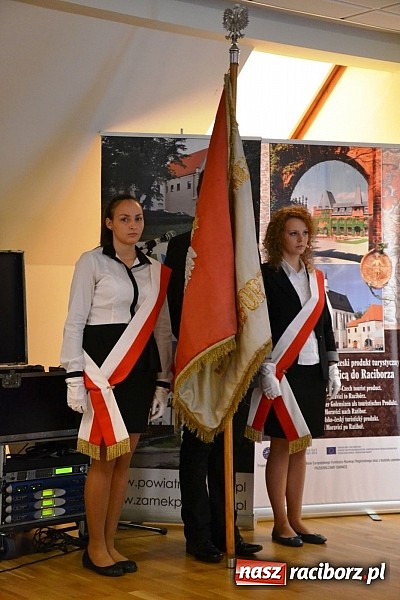 Zdjęcie w galerii na portalu naszraciborz.pl: Medyk w Raciborzu ma już 50 lat!  wiadomości z regionu