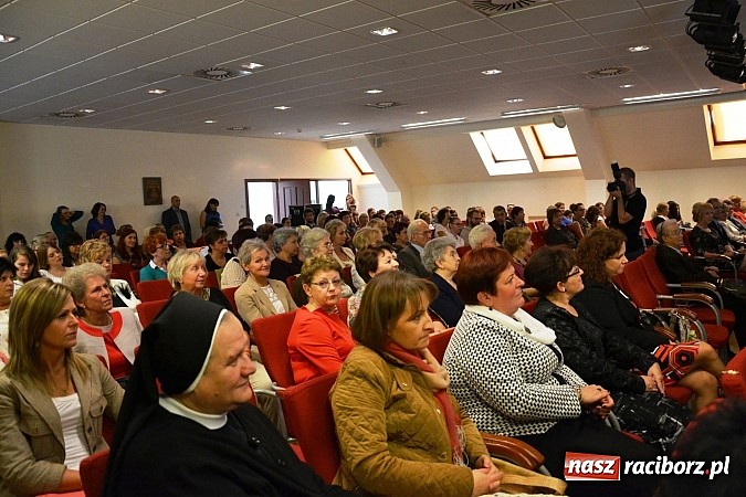Zdjęcie w galerii na portalu naszraciborz.pl: Medyk w Raciborzu ma już 50 lat!  wiadomości z regionu