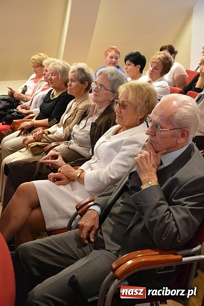 Zdjęcie w galerii na portalu naszraciborz.pl: Medyk w Raciborzu ma już 50 lat!  wiadomości z regionu