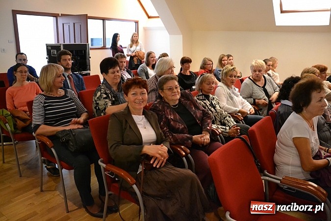 Zdjęcie w galerii na portalu naszraciborz.pl: Medyk w Raciborzu ma już 50 lat!  wiadomości z regionu