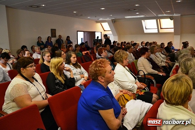 Zdjęcie w galerii na portalu naszraciborz.pl: Medyk w Raciborzu ma już 50 lat!  wiadomości z regionu