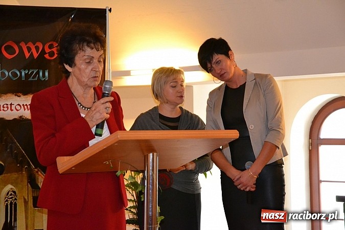 Zdjęcie w galerii na portalu naszraciborz.pl: Medyk w Raciborzu ma już 50 lat!  wiadomości z regionu