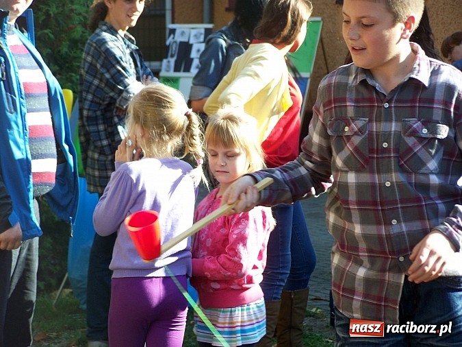 Zdjęcie w galerii na portalu naszraciborz.pl: Festyn rodzinny z okazji Dnia Papieskiego w G 5 wiadomości z regionu