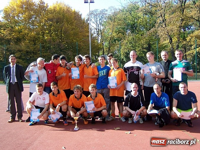 Zdjęcie w galerii na portalu naszraciborz.pl: Festyn rodzinny z okazji Dnia Papieskiego w G 5 wiadomości z regionu