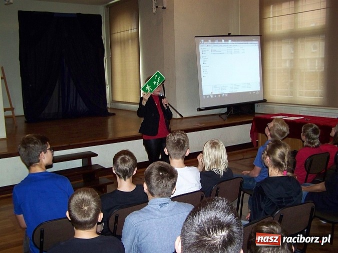 Zdjęcie w galerii na portalu naszraciborz.pl: Co wiem o ochronie przeciwpożarowej i zasadach ewakuacji w G5? wiadomości z regionu