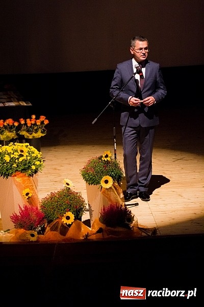 Zdjęcie w galerii na portalu naszraciborz.pl: Miejskie obchody Dnia Edukacji Narodowej wiadomości z regionu