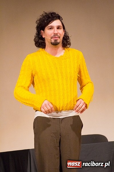 Zdjęcie w galerii na portalu naszraciborz.pl: Łowcy. B bawili publiczność w RCK wiadomości z regionu