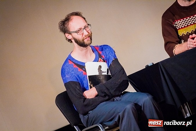 Zdjęcie w galerii na portalu naszraciborz.pl: Łowcy. B bawili publiczność w RCK wiadomości z regionu