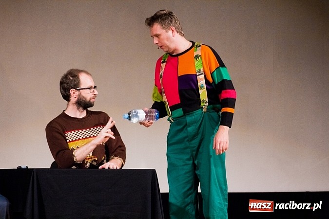 Zdjęcie w galerii na portalu naszraciborz.pl: Łowcy. B bawili publiczność w RCK wiadomości z regionu