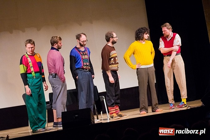 Zdjęcie w galerii na portalu naszraciborz.pl: Łowcy. B bawili publiczność w RCK wiadomości z regionu