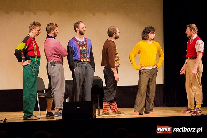 Zdjęcie w galerii na portalu naszraciborz.pl: Łowcy. B bawili publiczność w RCK wiadomości z regionu