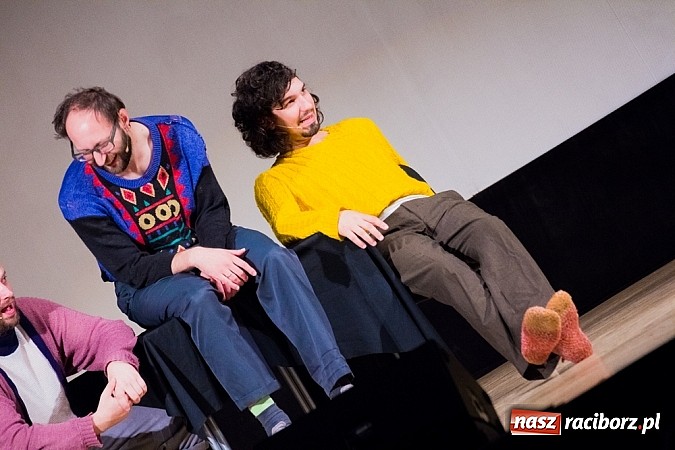 Zdjęcie w galerii na portalu naszraciborz.pl: Łowcy. B bawili publiczność w RCK wiadomości z regionu