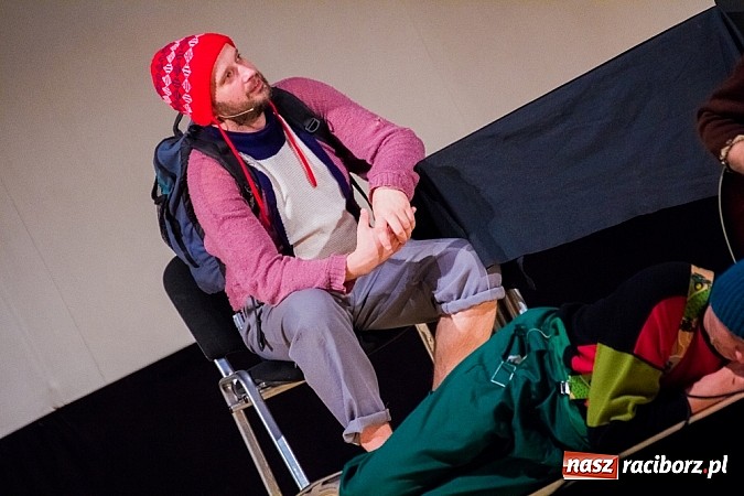 Zdjęcie w galerii na portalu naszraciborz.pl: Łowcy. B bawili publiczność w RCK wiadomości z regionu