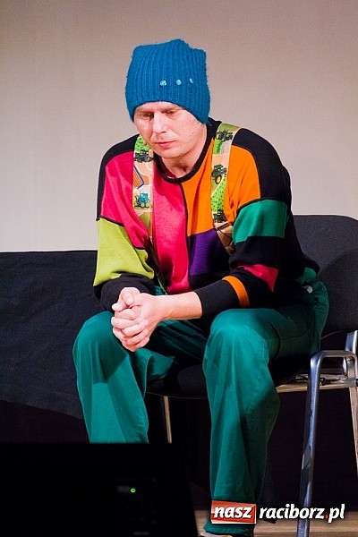 Zdjęcie w galerii na portalu naszraciborz.pl: Łowcy. B bawili publiczność w RCK wiadomości z regionu