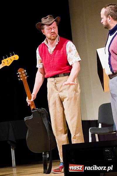 Zdjęcie w galerii na portalu naszraciborz.pl: Łowcy. B bawili publiczność w RCK wiadomości z regionu