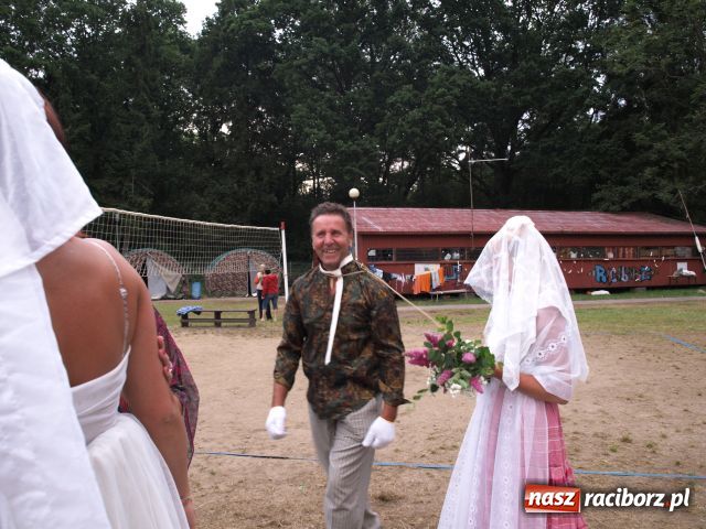 Zdjęcie w galerii na portalu naszraciborz.pl: PLEŚNA 2009 - fotoreportaż wiadomości z regionu