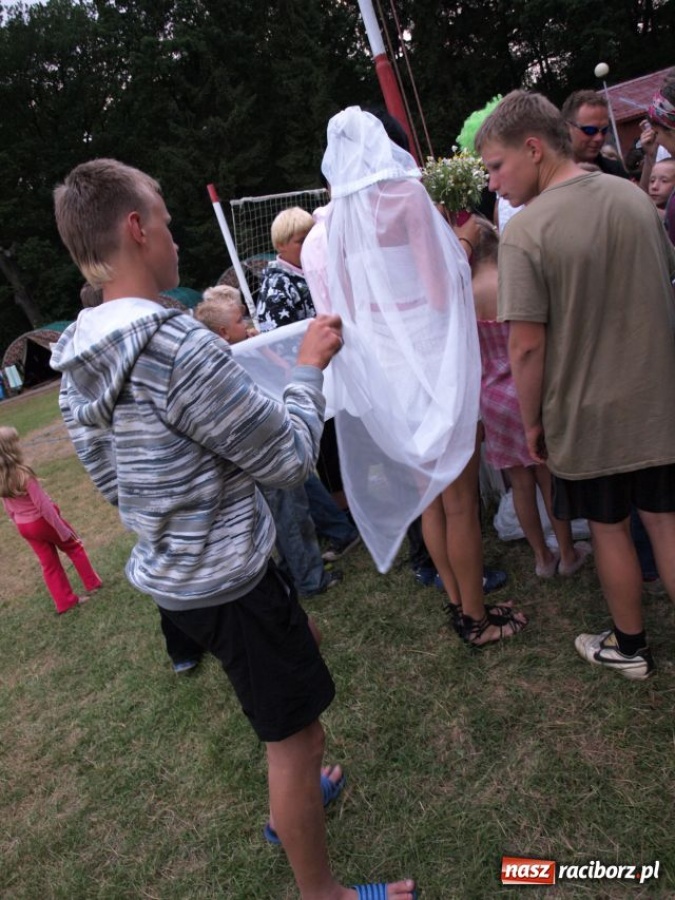 Zdjęcie w galerii na portalu naszraciborz.pl: PLEŚNA 2009 - fotoreportaż wiadomości z regionu