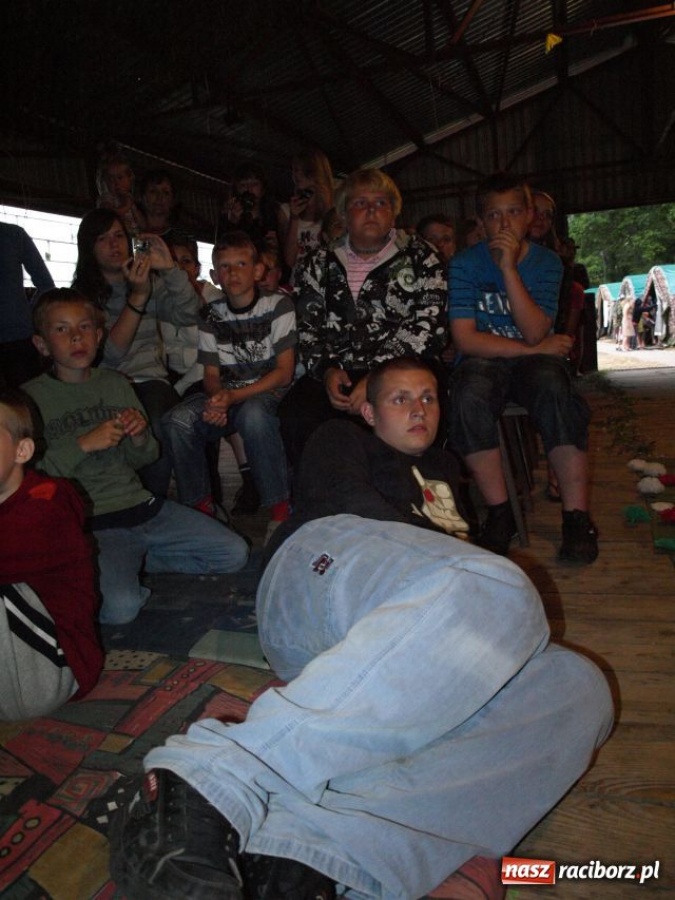 Zdjęcie w galerii na portalu naszraciborz.pl: PLEŚNA 2009 - fotoreportaż wiadomości z regionu