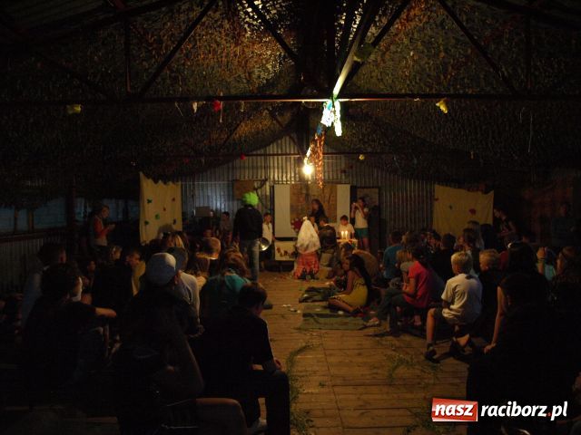 Zdjęcie w galerii na portalu naszraciborz.pl: PLEŚNA 2009 - fotoreportaż wiadomości z regionu