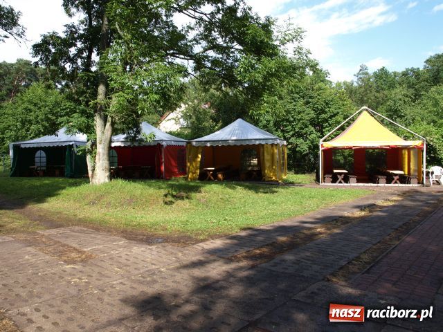 Zdjęcie w galerii na portalu naszraciborz.pl: PLEŚNA 2009 - fotoreportaż wiadomości z regionu